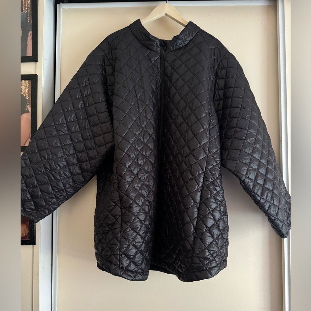 NWOT Torrid black bomber jacket